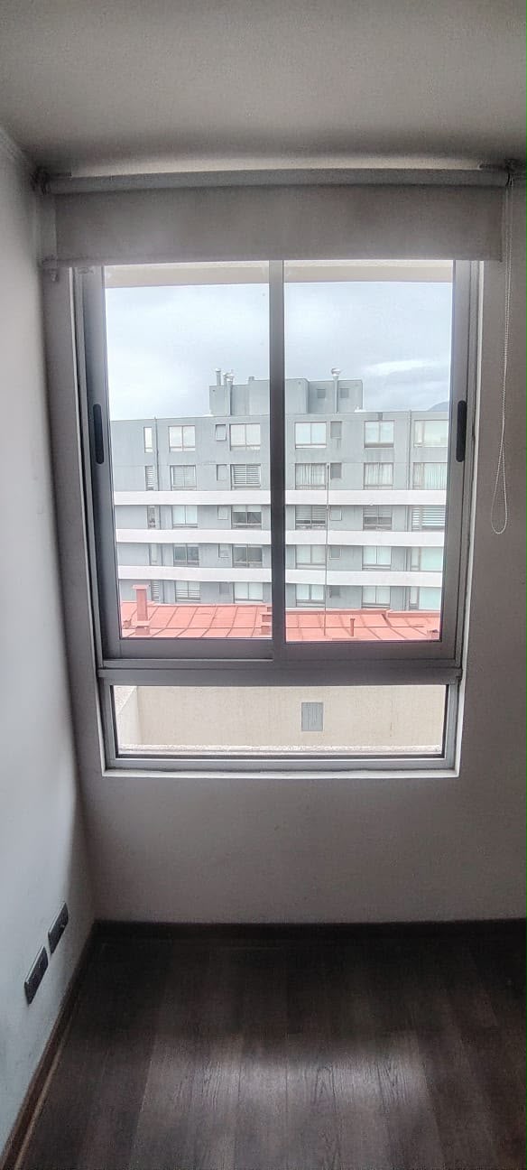 Ventana Dormitorio con Cortina Roller - Termoaluminios