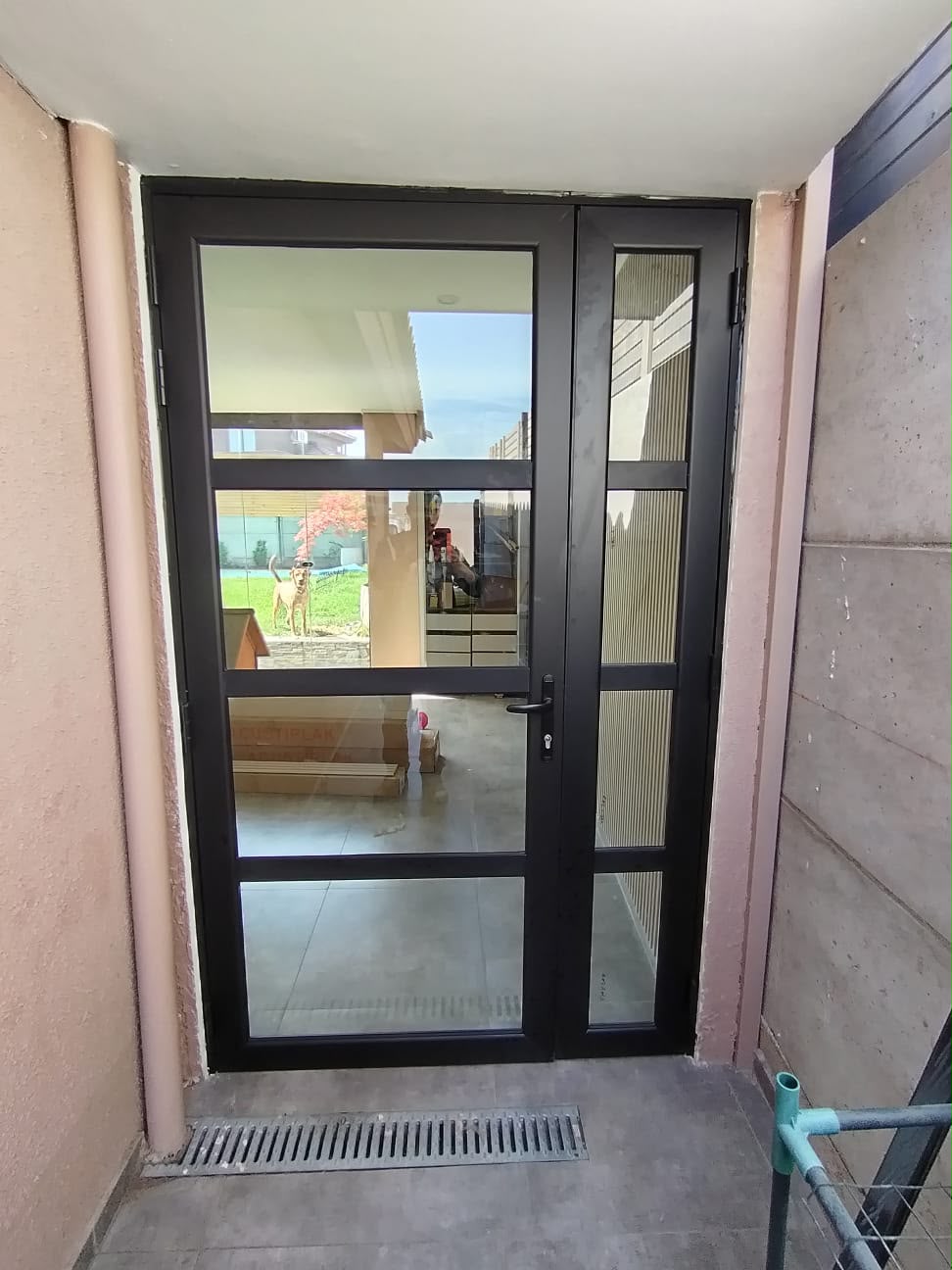 Ventana Dormitorio en Perfil Antracita - Termoaluminios